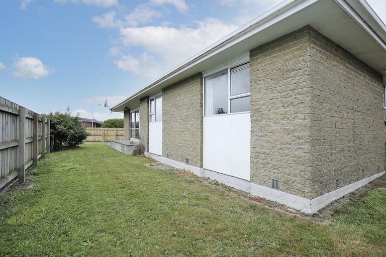 Photo of property in 100 Dunbeath Crescent, Kew, Invercargill, 9812