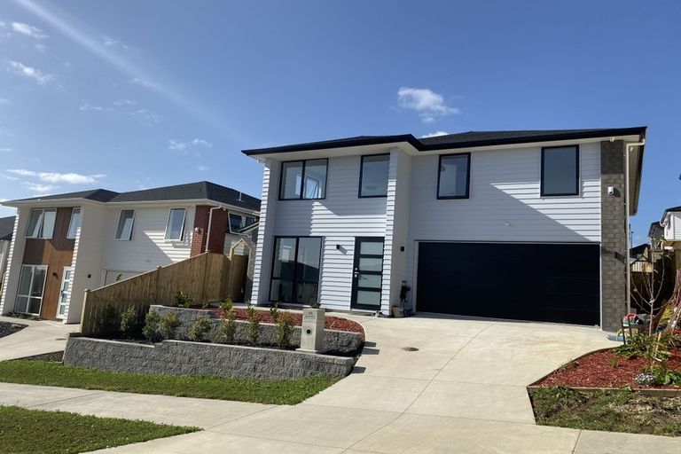 Photo of property in 42 Hangahai Road, Flat Bush, Auckland, 2019