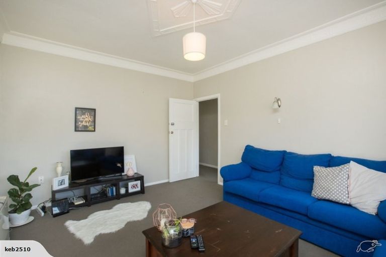 Photo of property in 52 Roy Street, Palmerston North, 4410