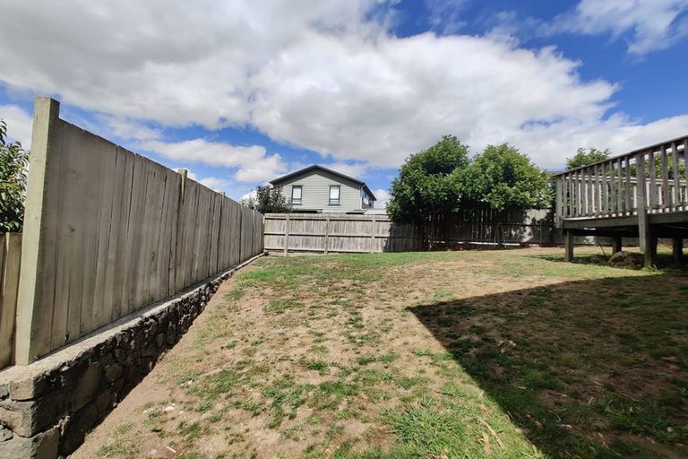 Photo of property in 31 Leaver Place, Weymouth, Auckland, 2103