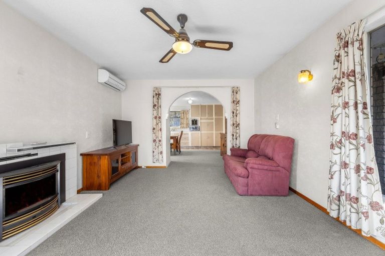 Photo of property in 29 Colesbury Street, Bishopdale, Christchurch, 8053