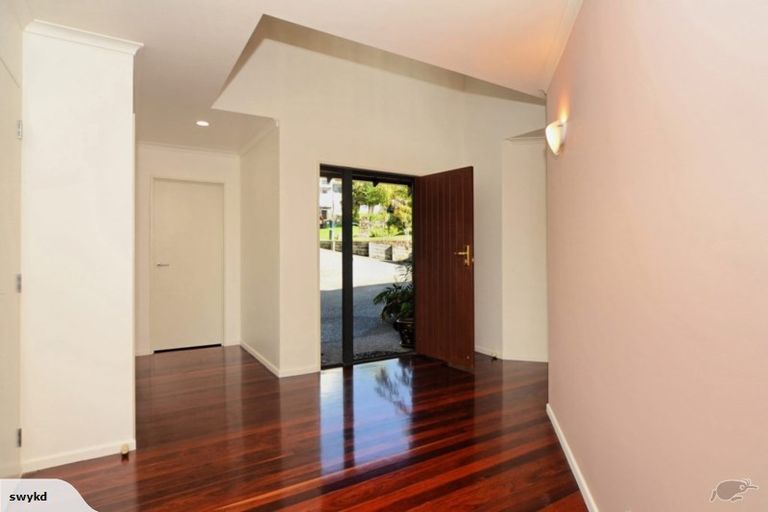 Photo of property in 7 Glenreagh Place, Torbay, Auckland, 0630