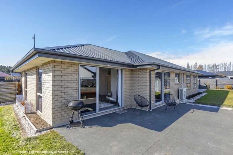Photo of property in 4 Denny Street, Marshland, Christchurch, 8083