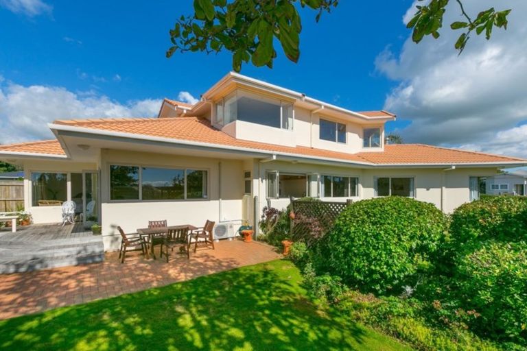 Photo of property in 32 Ngakoti Street, Urenui, 4375