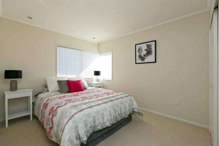 Photo of property in 34 Kensington Drive, Taradale, Napier, 4112