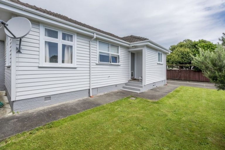 Photo of property in 12 Clark Street, Levin, 5510