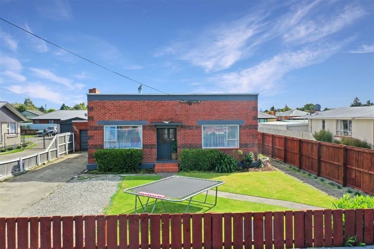 Photo of property in 76 Thomson Street, Tinwald, Ashburton, 7700