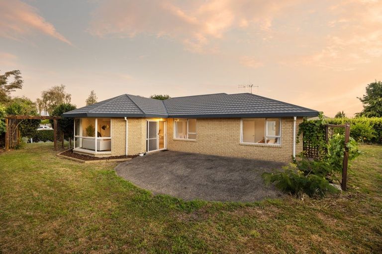 Photo of property in 10 Kimiora Close, Fairview Downs, Hamilton, 3214