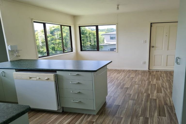 Photo of property in 37 Kestrel Heights, Arkles Bay, Whangaparaoa, 0932