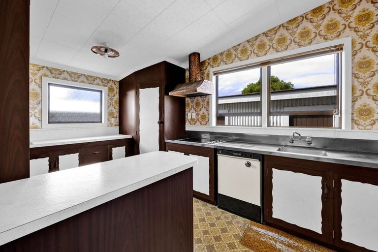 Photo of property in 192 High Street, Eltham, 4322