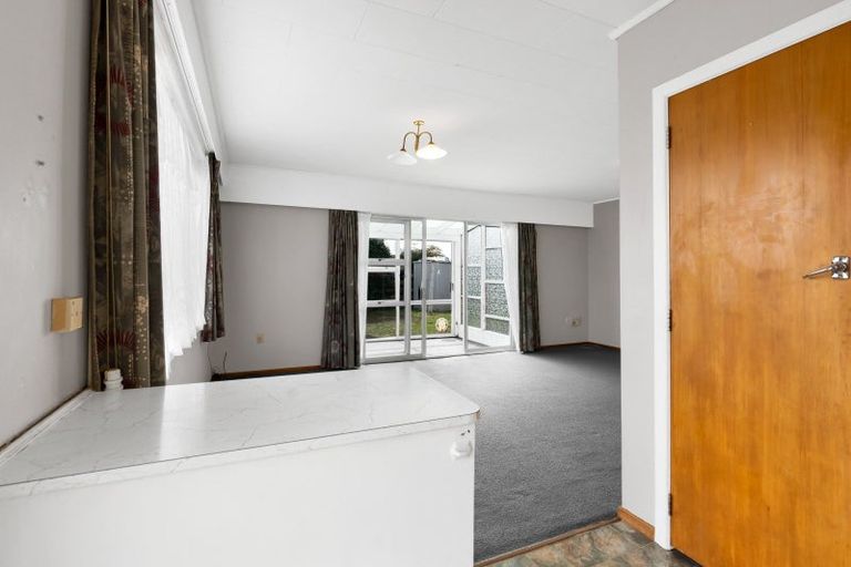 Photo of property in 2a Seyton Street, Stratford, 4332