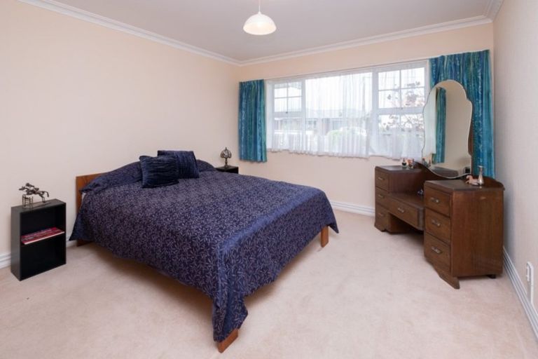 Photo of property in 17 Princes Street, Hawera, 4610