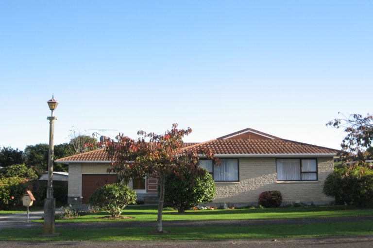 Photo of property in 5 Renata Road, Otaki, 5512