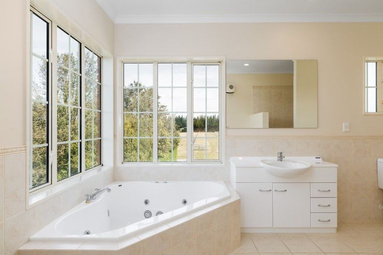 Photo of property in 1789 South Eyre Road, Eyrewell, Rangiora, 7476