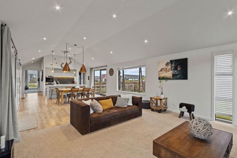 Photo of property in 6 Harmony Way, Cambridge, 3434