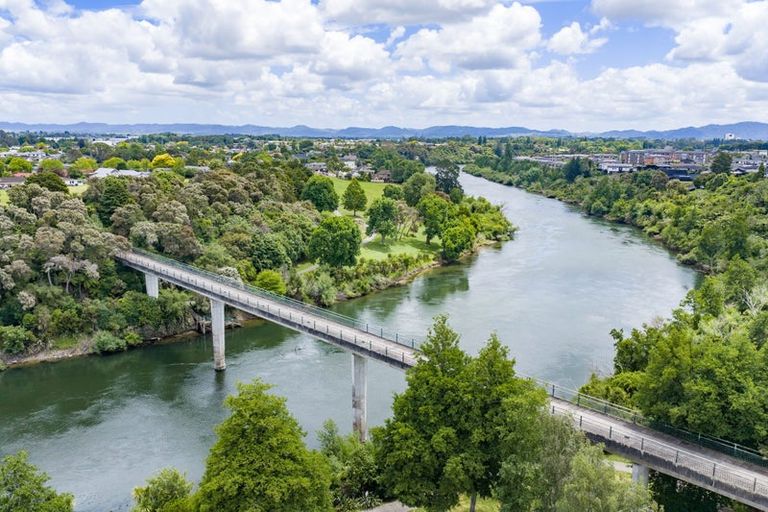 Photo of property in 42 Woodburn Avenue, Flagstaff, Hamilton, 3210