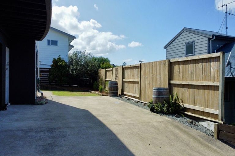 Photo of property in 6b Ranginui Road, Welcome Bay, Tauranga, 3112
