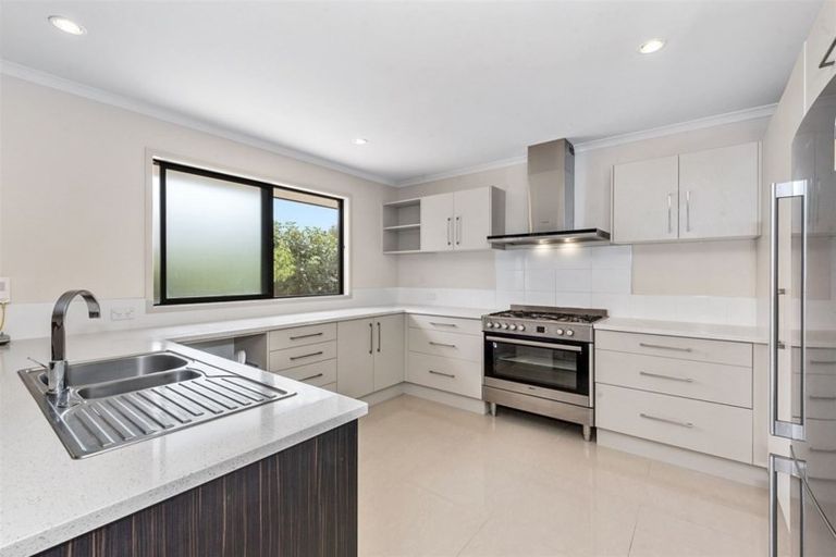 Photo of property in 12 Briar Rose Court, Huntington, Hamilton, 3210