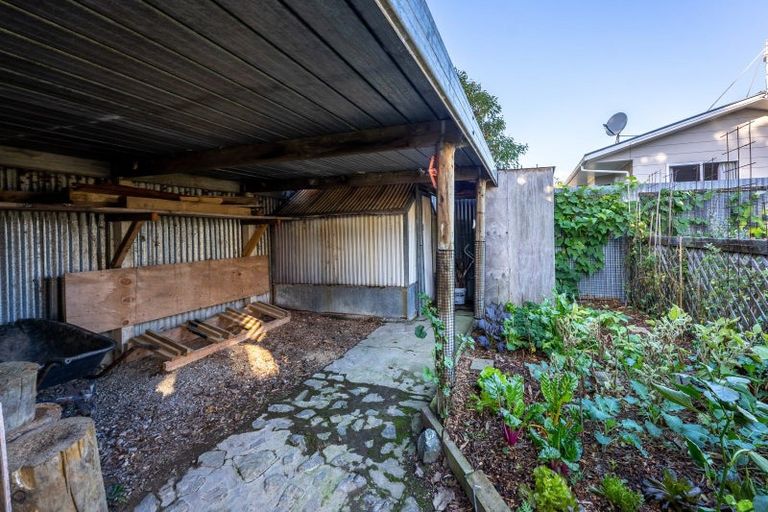 Photo of property in 56 Te Manuao Road, Otaki, 5512