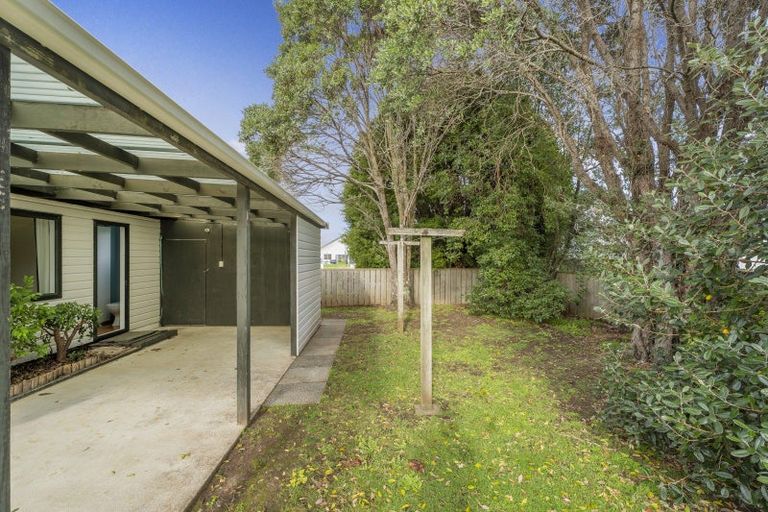 Photo of property in 16 Whitby Avenue, Whitianga, 3510