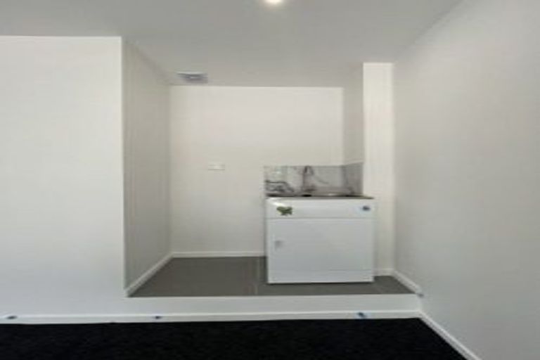 Photo of property in 28a Greenmeadows Avenue, Manurewa East, Auckland, 2102