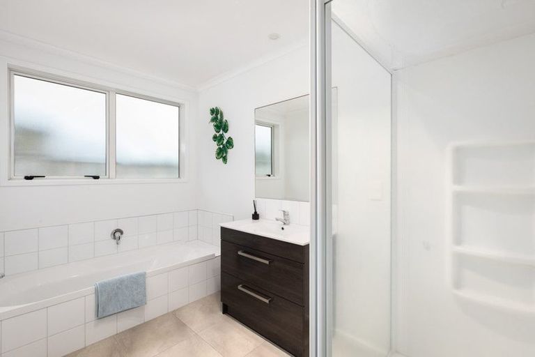 Photo of property in 15 Reel Road, Athenree, Waihi Beach, 3611