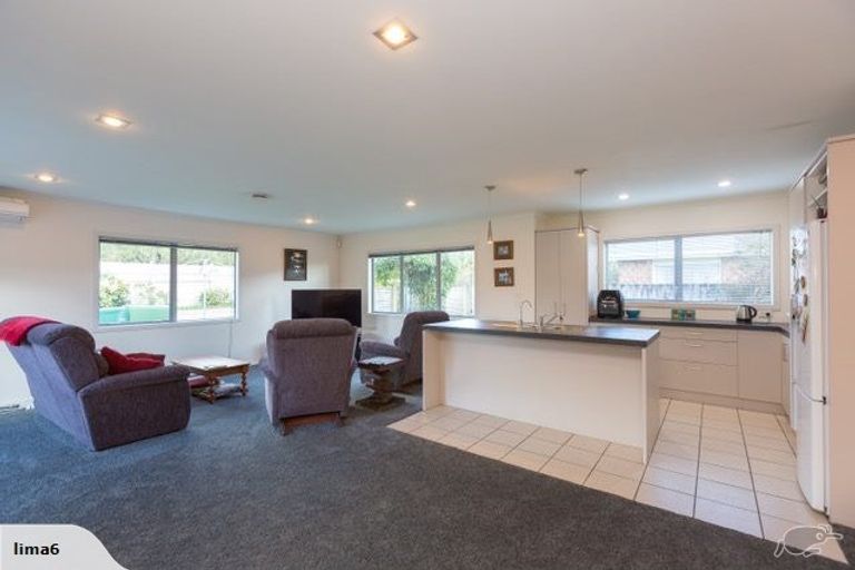 Photo of property in 30 Penrod Drive, Bell Block, New Plymouth, 4312