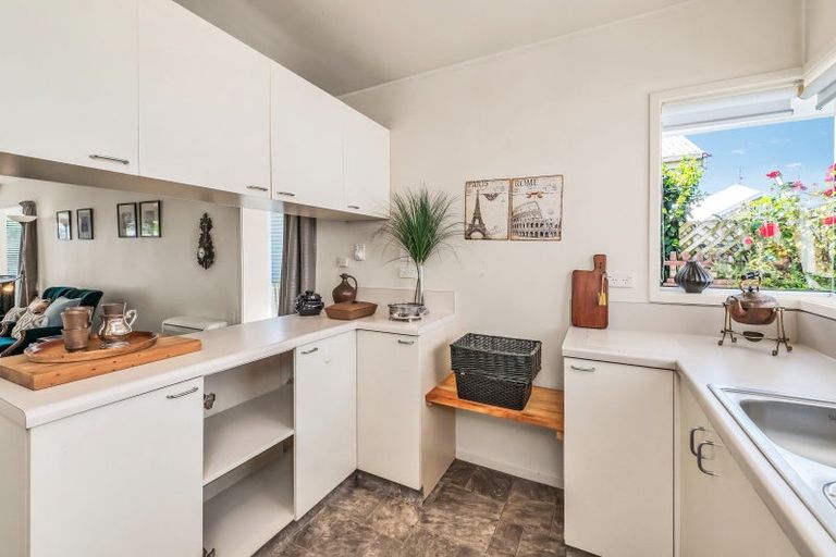 Photo of property in St Davids Flats, 1/30 High Street, Leeston, 7632