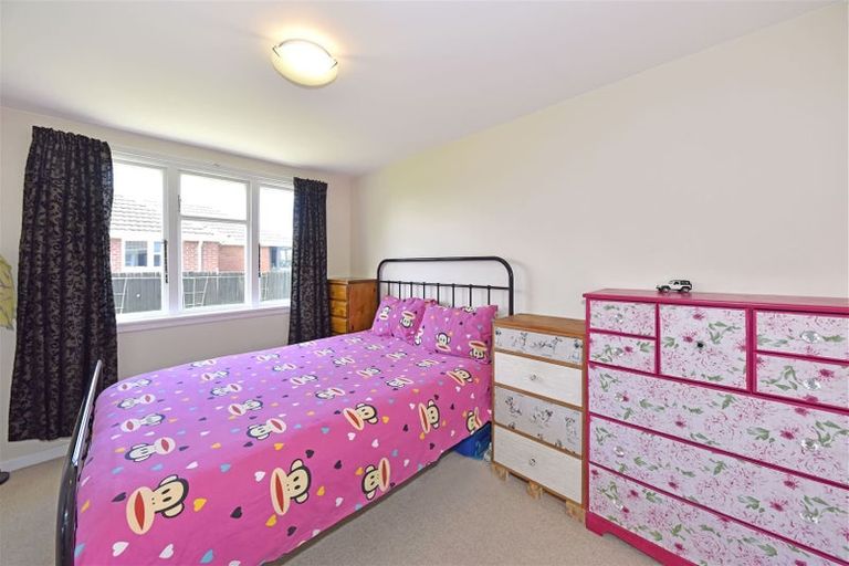 Photo of property in 12 Glenfield Crescent, Mairehau, Christchurch, 8052