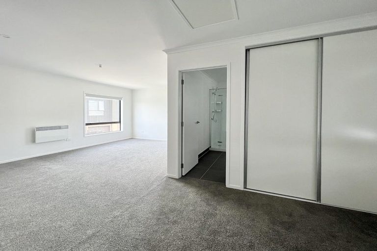 Photo of property in 64 Nugget Avenue, Hobsonville, Auckland, 0616