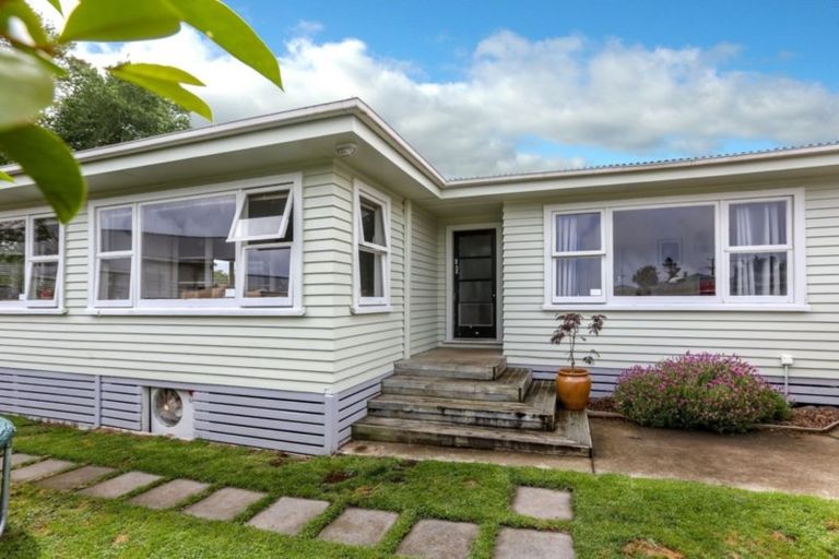 Photo of property in 56a Woodleigh Street, Frankleigh Park, New Plymouth, 4310