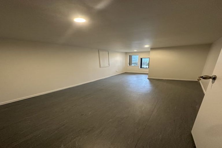 Photo of property in 11a Mawney Road, Henderson, Auckland, 0610