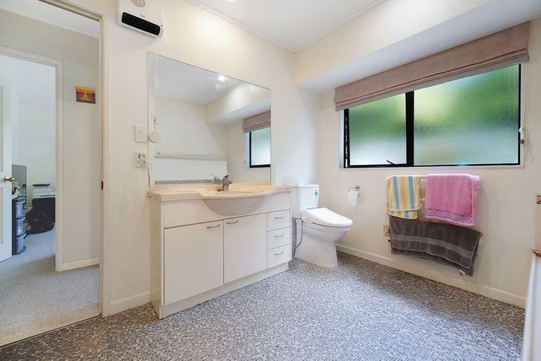 Photo of property in 1/12 Beatrice Avenue, Hillcrest, Auckland, 0627