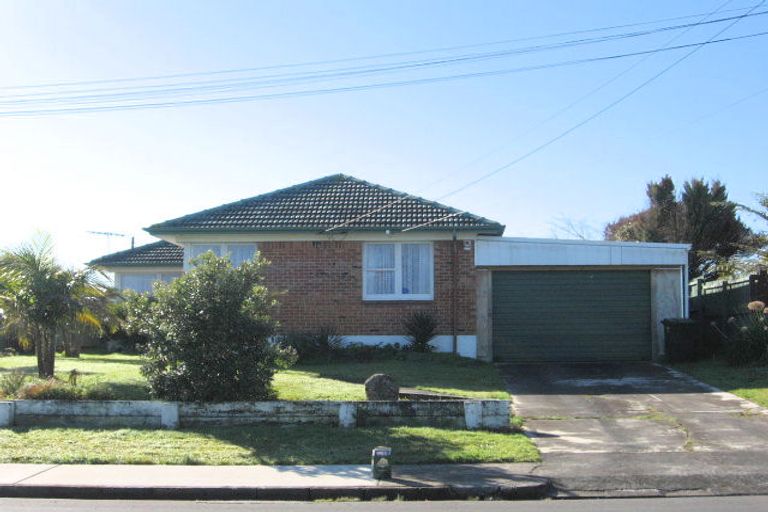 Photo of property in 41 Cargill Street, Papakura, 2110