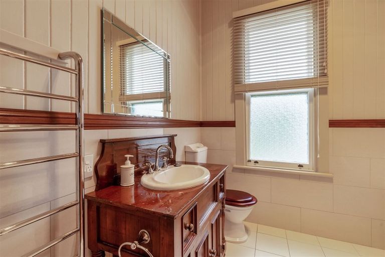 Photo of property in 204 Bartholomew Road, Levin, 5510