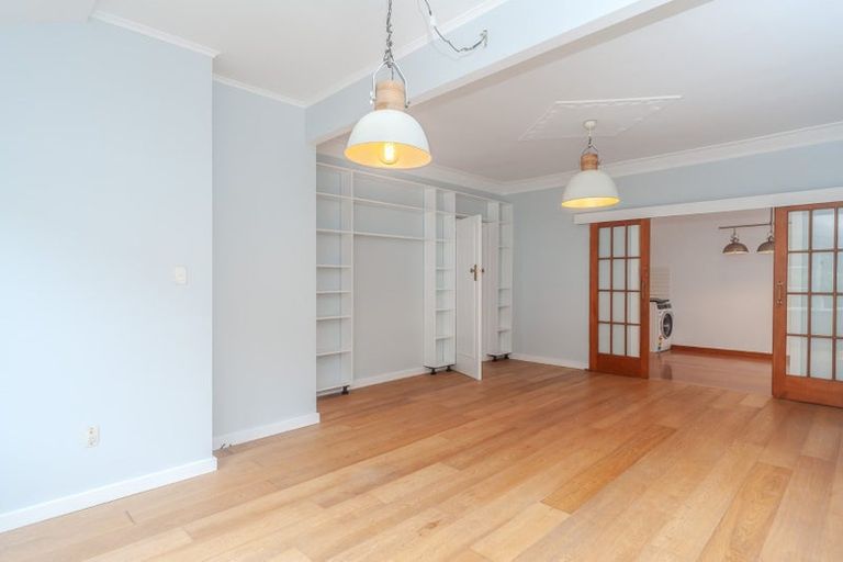 Photo of property in 100 Barnard Street, Wadestown, Wellington, 6012