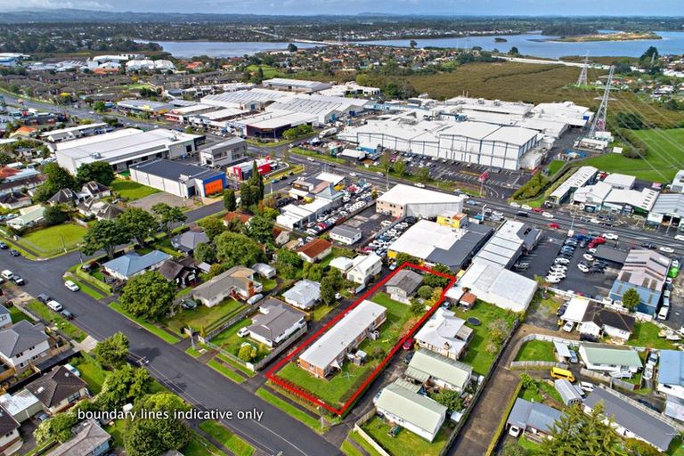 Photo of property in 1/37 Takanini Road, Takanini, 2112