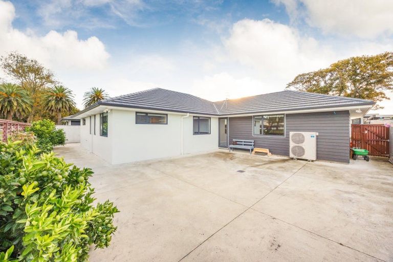 Photo of property in 7 Grand Oaks Drive, Awapuni, Palmerston North, 4412