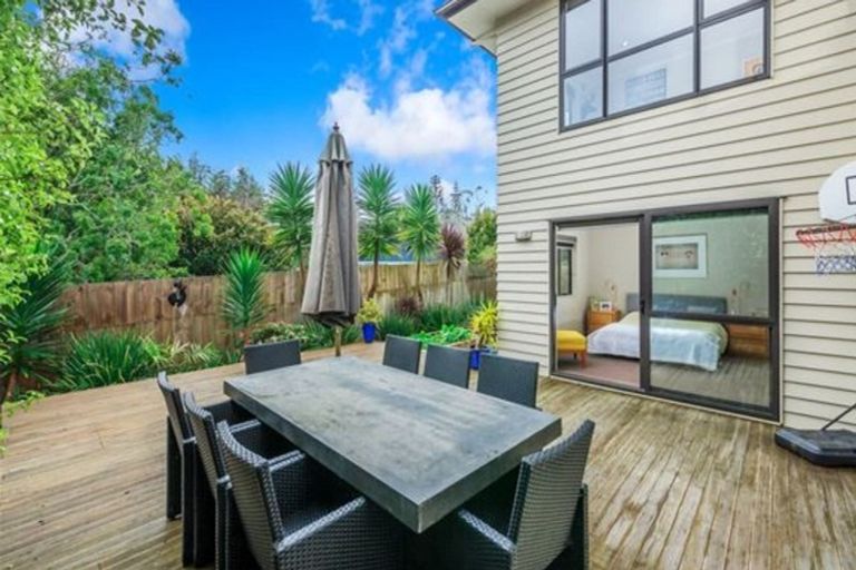 Photo of property in 31a Alexander Avenue, Torbay, Auckland, 0630