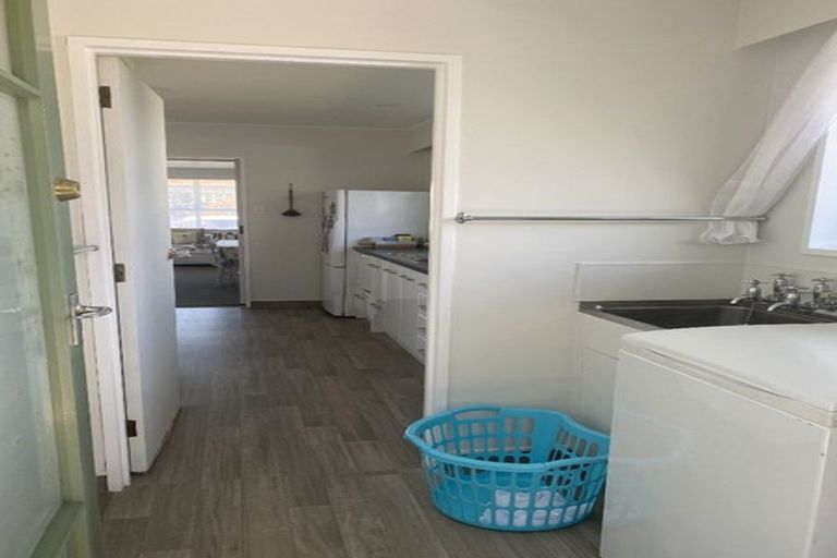 Photo of property in 209 Southland Road, Hastings, 4122