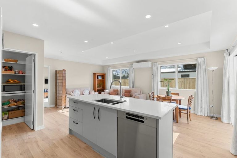 Photo of property in 30 Withers Crescent, Halswell, Christchurch, 8025