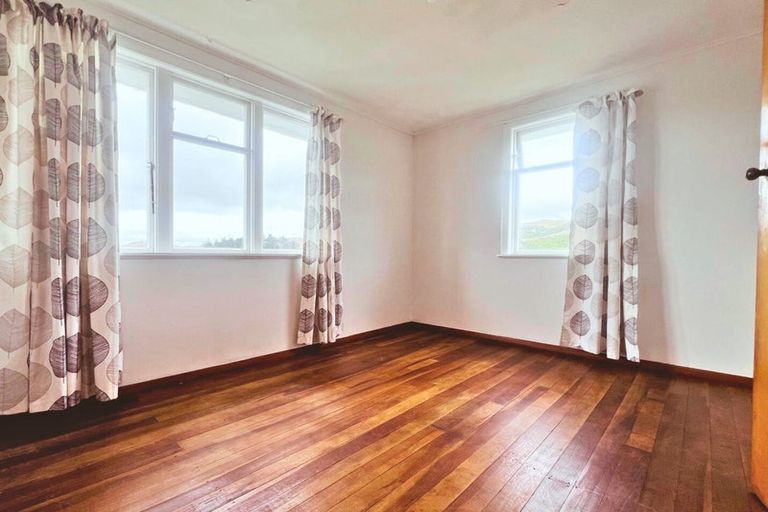 Photo of property in 78-80 Leicester Street, Cannons Creek, Porirua, 5024