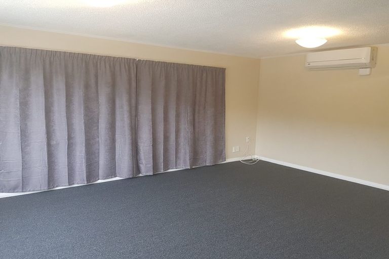 Photo of property in 38a Hinau Street, Fendalton, Christchurch, 8041