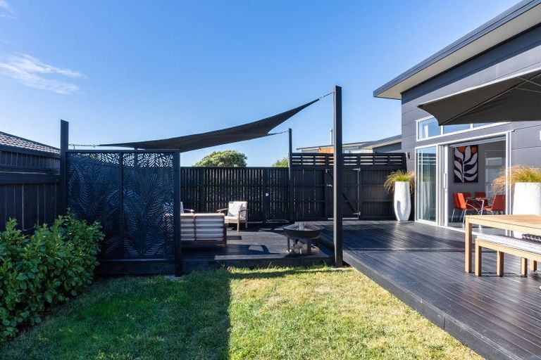 Photo of property in 30a Moana Street, Otaki Beach, Otaki, 5512