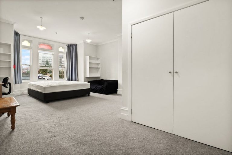 Photo of property in 75d York Place, Dunedin Central, Dunedin, 9016