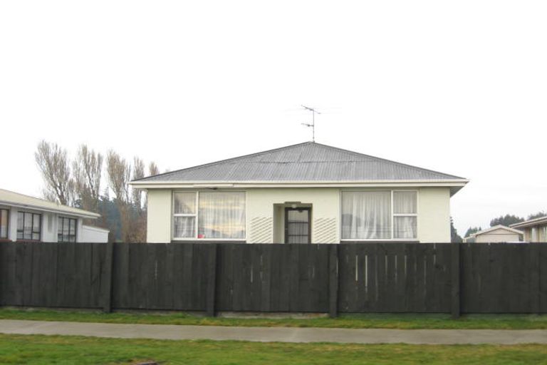 Photo of property in 63 Nichol Street, Heidelberg, Invercargill, 9812
