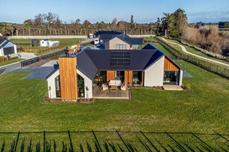 Photo of property in 1a Riverdale Place, Amberley, 7410