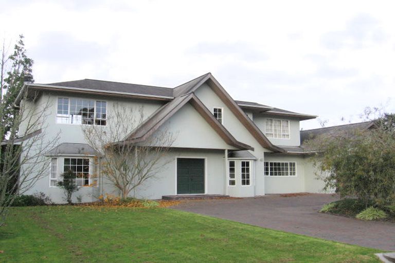 Photo of property in 95 Roland Road, Greenhithe, Auckland, 0632