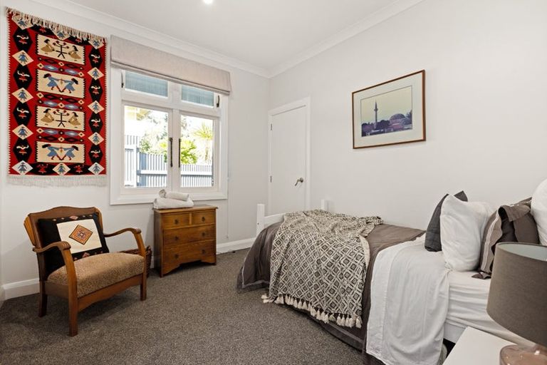 Photo of property in 101 Milton Road, Bluff Hill, Napier, 4110