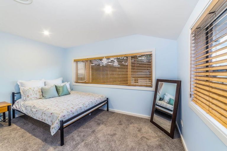 Photo of property in 41e Chester Avenue, Greenhithe, Auckland, 0632